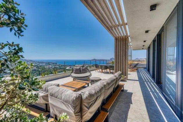 1+1 Residence Sea View With Terrace, Deniz ve Dağ Manzaralı, Teraslı