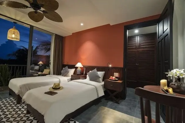 Deluxe Oda, 1 Yatak Odası, Balkon