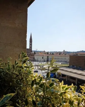 Classic Tek Büyük veya İki Ayrı Yataklı Oda