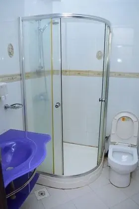 Royal Oda, 1 En Büyük (King) Boy Yatak, Engellilere Uygun, Şehir Manzaralı