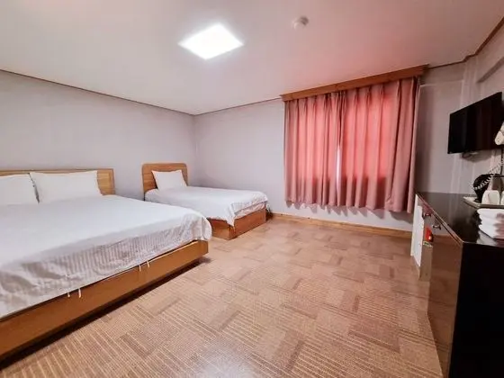 Deluxe İki Ayrı Yataklı Oda