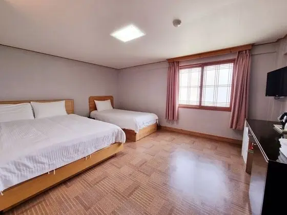Deluxe İki Ayrı Yataklı Oda