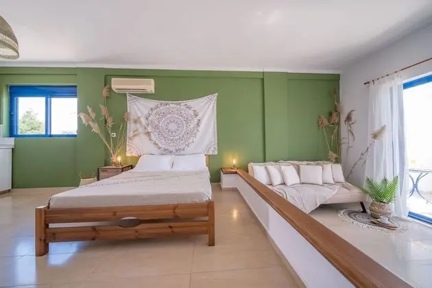 Stüdyo (3 Adults)