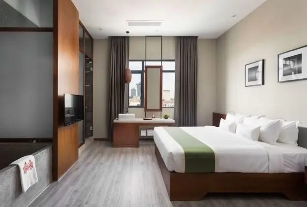 Deluxe Tek Büyük Yataklı Oda