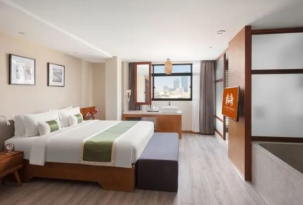 Deluxe Tek Büyük Yataklı Oda
