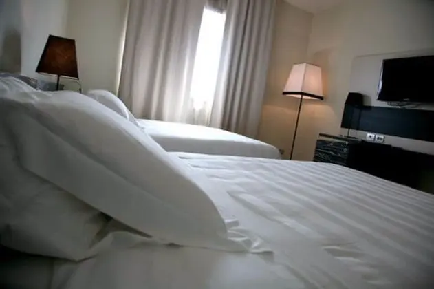 Standard Büyük Yataklı Tek Kişilik Oda