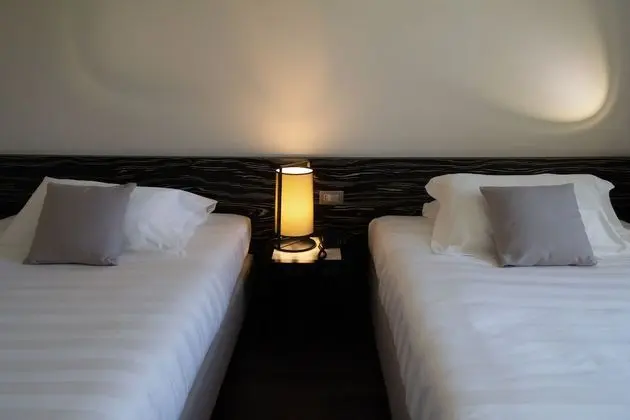 Standard Büyük Yataklı Tek Kişilik Oda