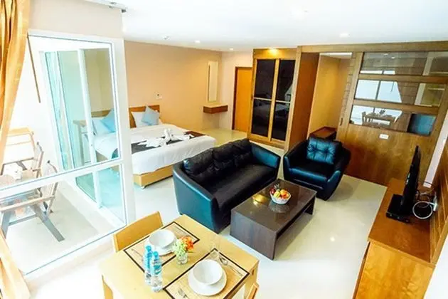 1 Bedroom Apartment