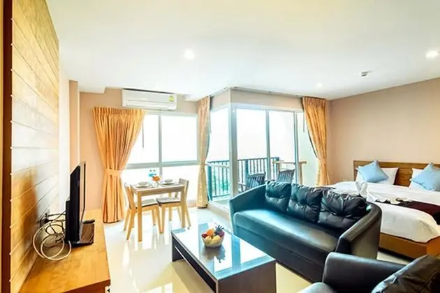 1 Bedroom Apartment