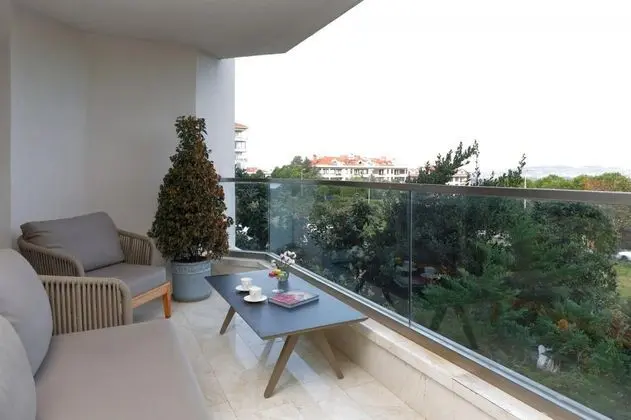 3+1 Boğaz Manzaralı Suite Apartment Balkonlu
