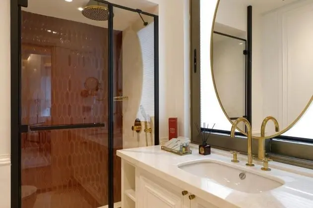 Studio, Şehir Manzaralı