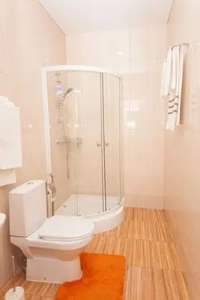 Luxury Tek Büyük Yataklı Oda