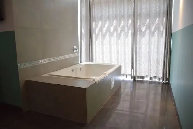 Deluxe Stüdyo Süit, 1 En Büyük (King) Boy Yatak