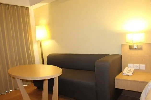 Eiffel Room (Grand Deluxe)