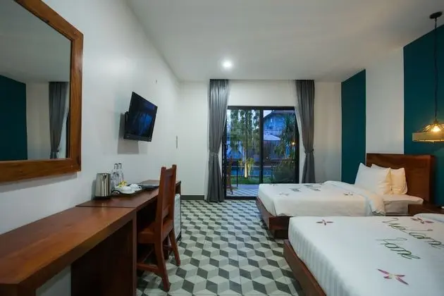 Suite Family With Garden Pool View - Free 2 Way Airport Transfer