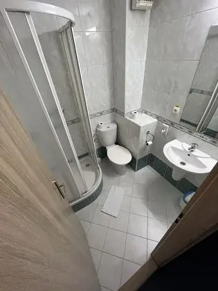 Üç Kişilik Oda