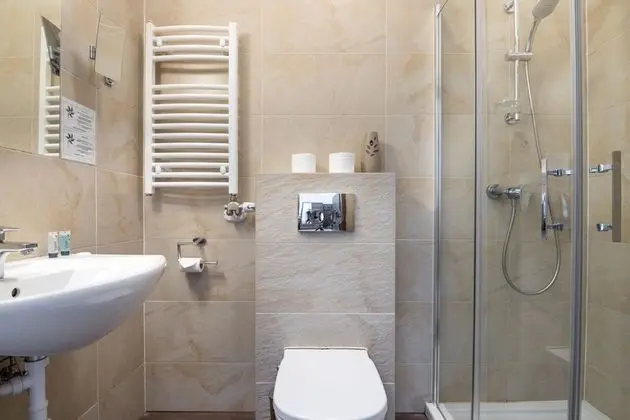 Comfort Tek Büyük Yataklı Oda