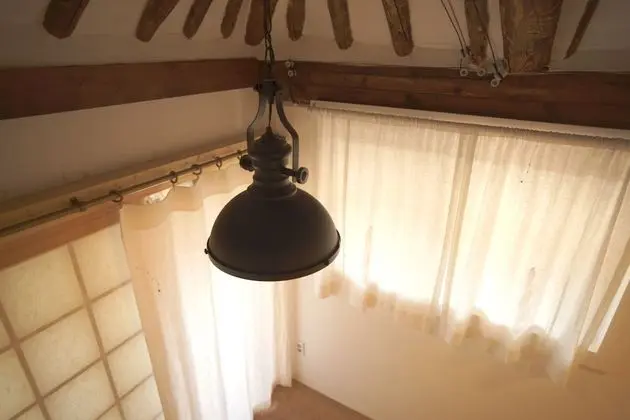 Maru Room