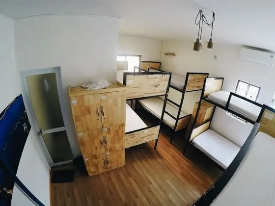 Standard Ortak Ranzalı Oda, Sadece kadınlar için, Balkon