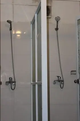 Superior Ortak Ranzalı Oda, Karma Ranzalı Oda, Özel Banyo, Şehir Manzaralı