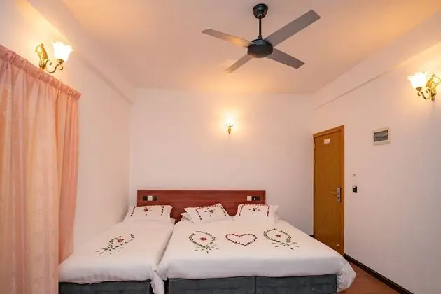 Deluxe Tek Büyük veya İki Ayrı Yataklı Oda, Şehir Manzaralı