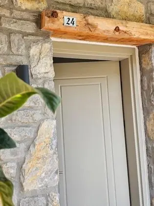 Aile Odası, Bahçe Manzaralı, Bahçe Katı