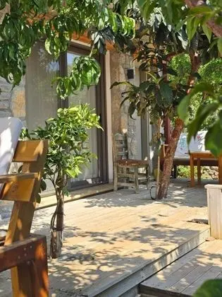 Aile Odası, Bahçe Manzaralı, Bahçe Katı
