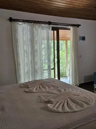 Aile Odası, Bahçe Manzaralı, Bahçe Katı