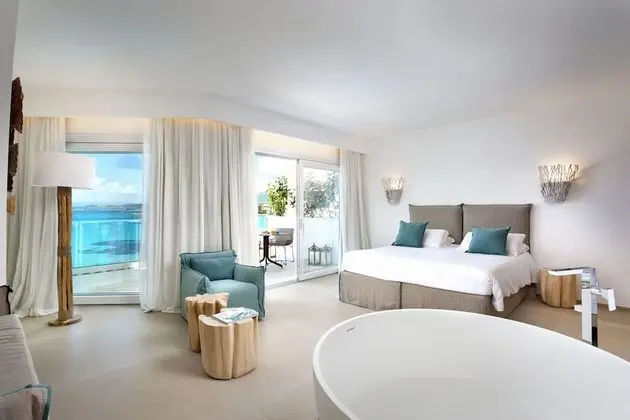 Pool Suite