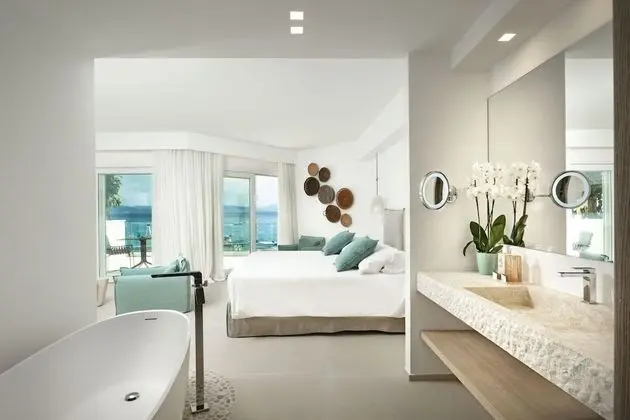 Pool Suite