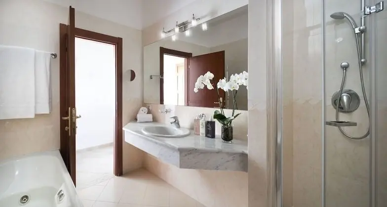 Superior Oda, Şehir Manzaralı