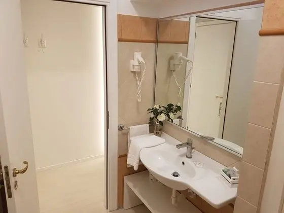 Superior Tek Büyük Yataklı Oda, Balkon/Veranda, Bahçe Manzaralı