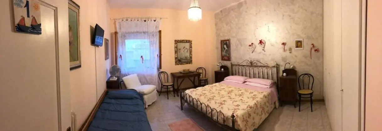 Tek Büyük Yataklı Oda, Ortak Banyo