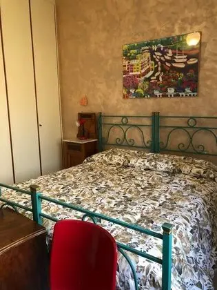 Tek Büyük Yataklı Oda, Ortak Banyo