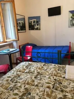 Tek Büyük Yataklı Oda, Ortak Banyo