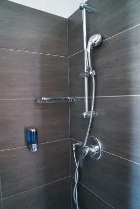 Family Oda (Connected Rooms)