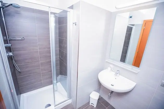 Standard Üç Kişilik Oda