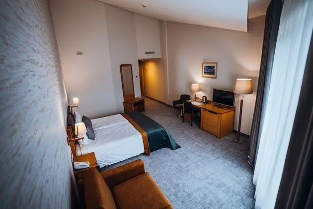 Deluxe Oda (with balcony & SPA access)