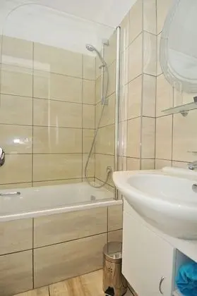 Deluxe Room with Bath