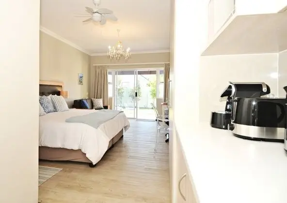 Deluxe Room with walk-in shower