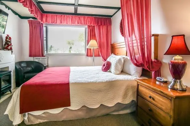 Deluxe Room, 1 King Bed #10