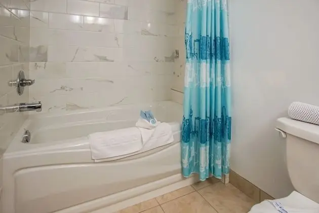 Deluxe Room, 1 King Bed #10