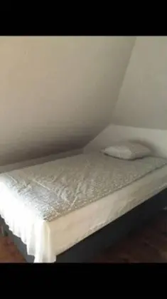 Tek Kişilik Oda, Ortak Banyo (G8)