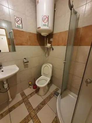 Basic İki Ayrı Yataklı Oda, Ortak Banyo