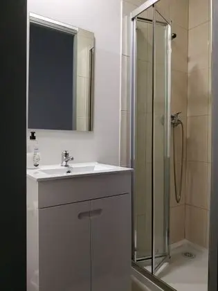 Comfort Tek Büyük Yataklı Oda, Özel Banyo (F)