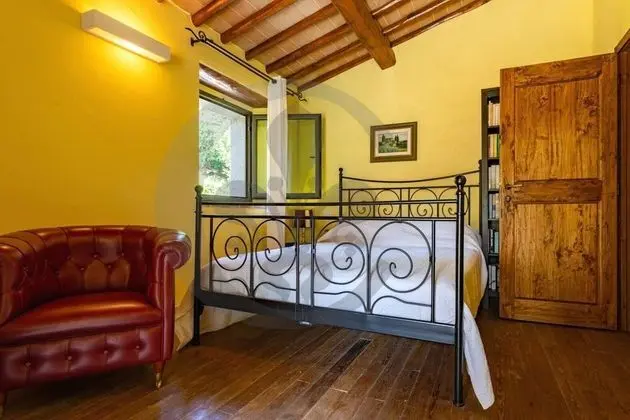 Villa, 4 Yatak Odası, Sigara İçilebilir, Şömine