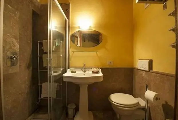 Villa, 4 Yatak Odası, Sigara İçilebilir, Şömine