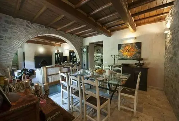 Villa, 4 Yatak Odası, Sigara İçilebilir, Şömine