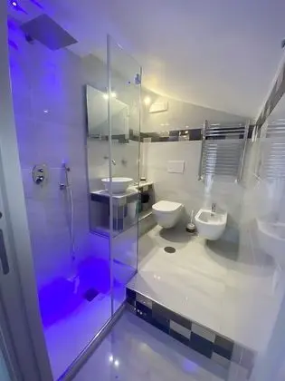 Panoramic Tek Büyük Yataklı Oda