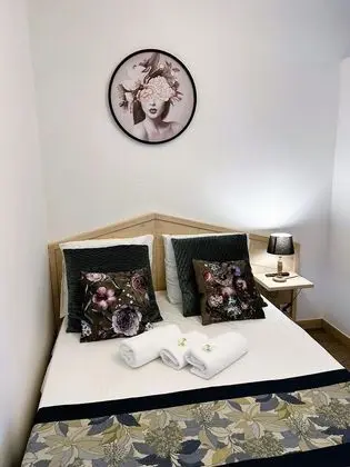 Comfort Tek Büyük Yataklı Oda, Banyolu/Duşlu, Göl Manzaralı (chambre double balcon)